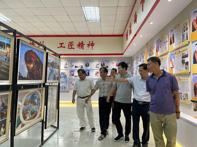 全市職工攝影展開幕，每一張都是超然大片