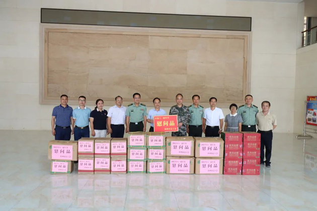 梧州市總工會領(lǐng)導(dǎo)班子“八一”走訪慰問部隊(duì)官兵，共敘軍民魚水情
