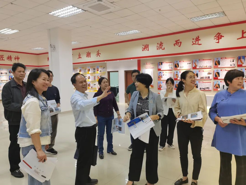梧欽兩地工會召開六堡茶、坭興陶勞模工匠 聯(lián)盟創(chuàng)新成果展籌備交流會